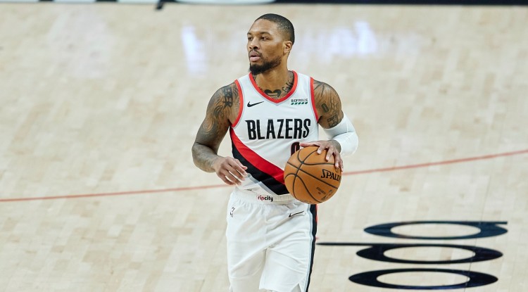 体育数据网-3年前的今天：利拉德爆砍生涯新高71分 率领开拓者击退火箭