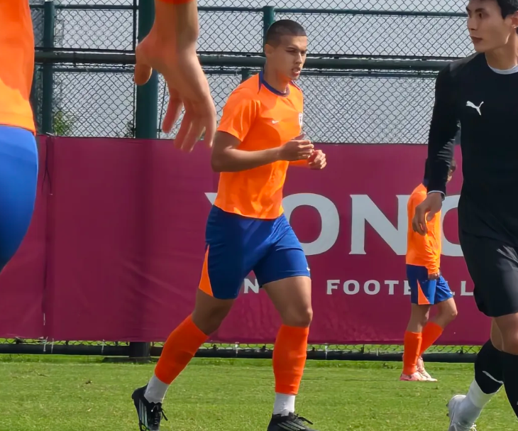 雷速体育-泰山队动态，热身赛1比5输球，主力在国足进球，克雷桑恢复训练